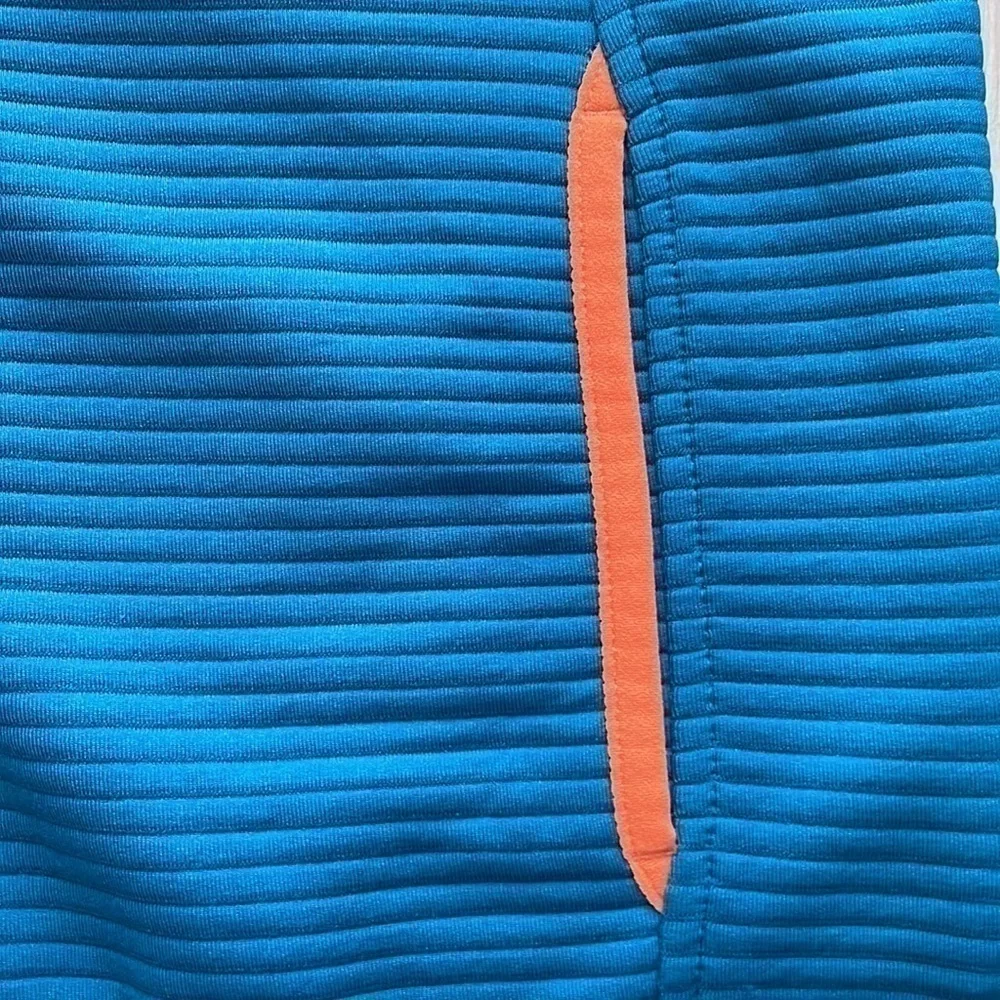 NWOT J-Crew zip up hooded jacket. Size large (10/12)